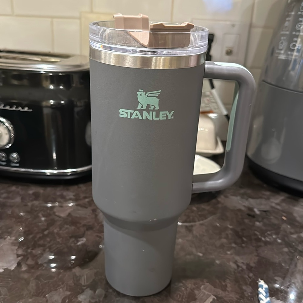 Stanley Quencher Tumbler